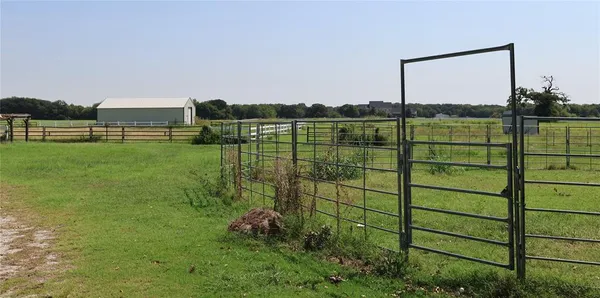 $8,000 | 5700 Farm To Market Road 424, Cross Roads, TX 76227