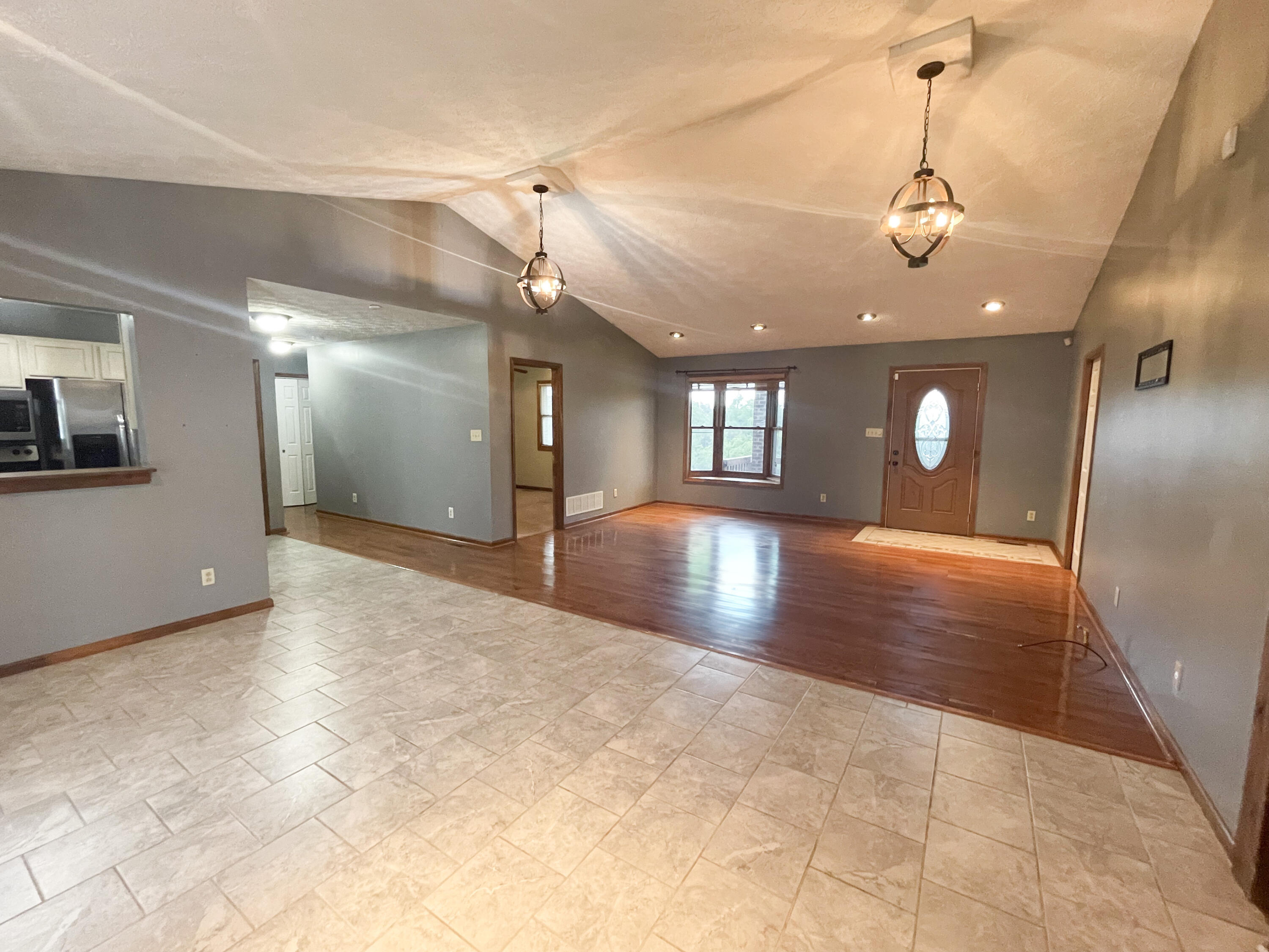 1250 Four Mile Road Richmond, KY 40475 - Photo 5 of 70 29-IMG_2394