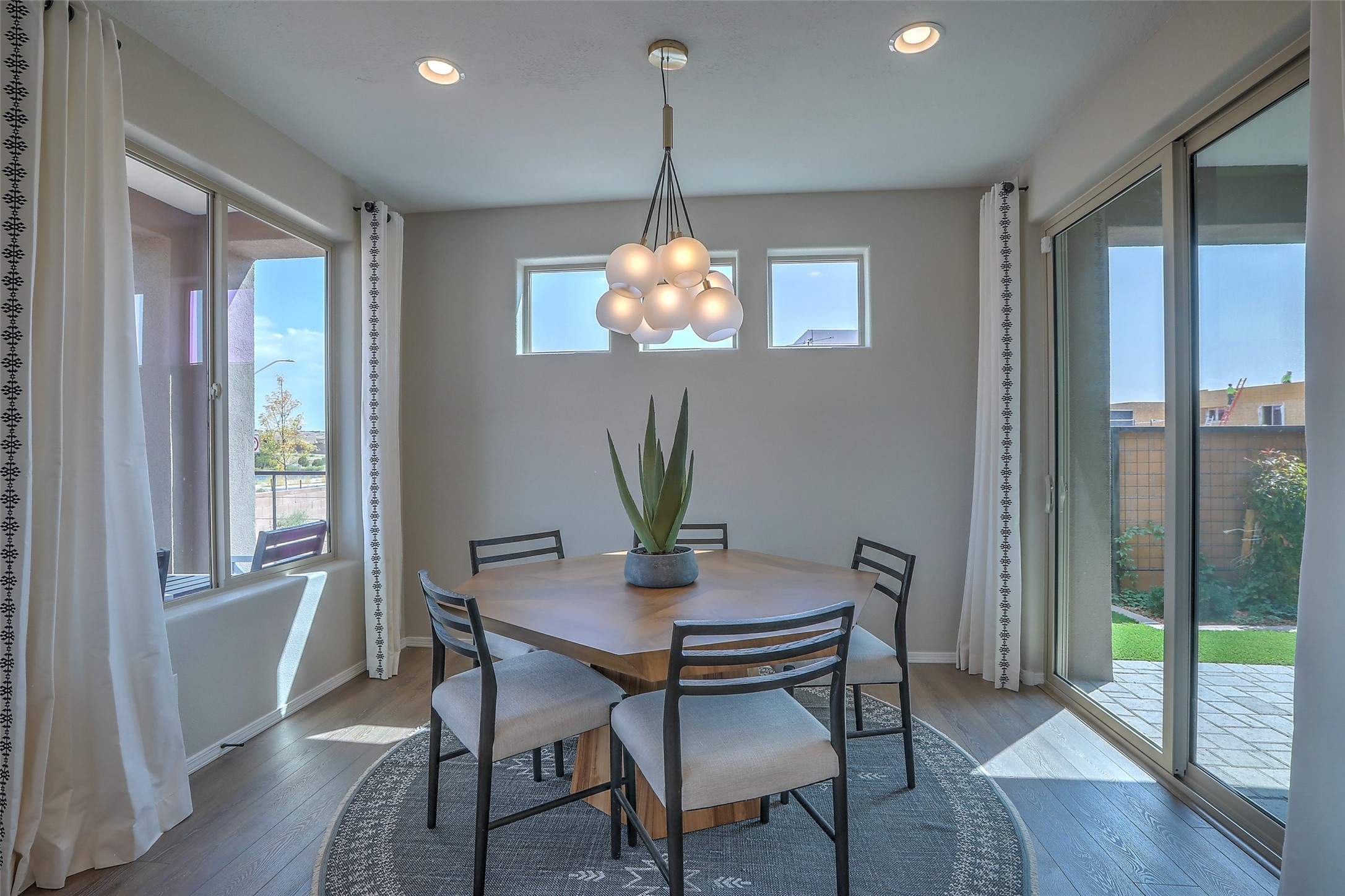 4630 Rail Runner Road Santa Fe, NM 87507 - Photo 4 of 36