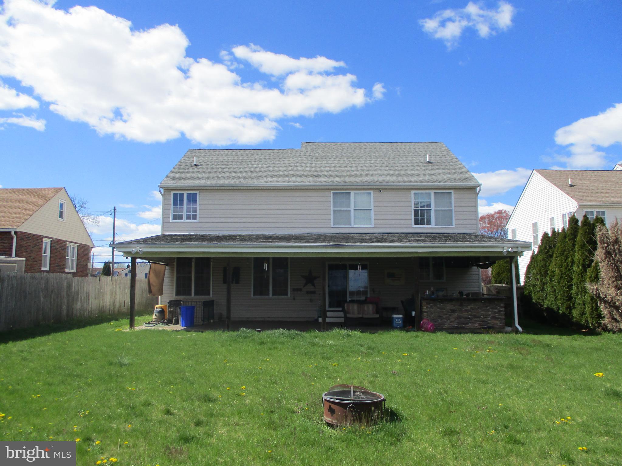 11041 Knights Road Philadelphia, PA 19154 - Photo 6 of 50 Exterior rear and Patio