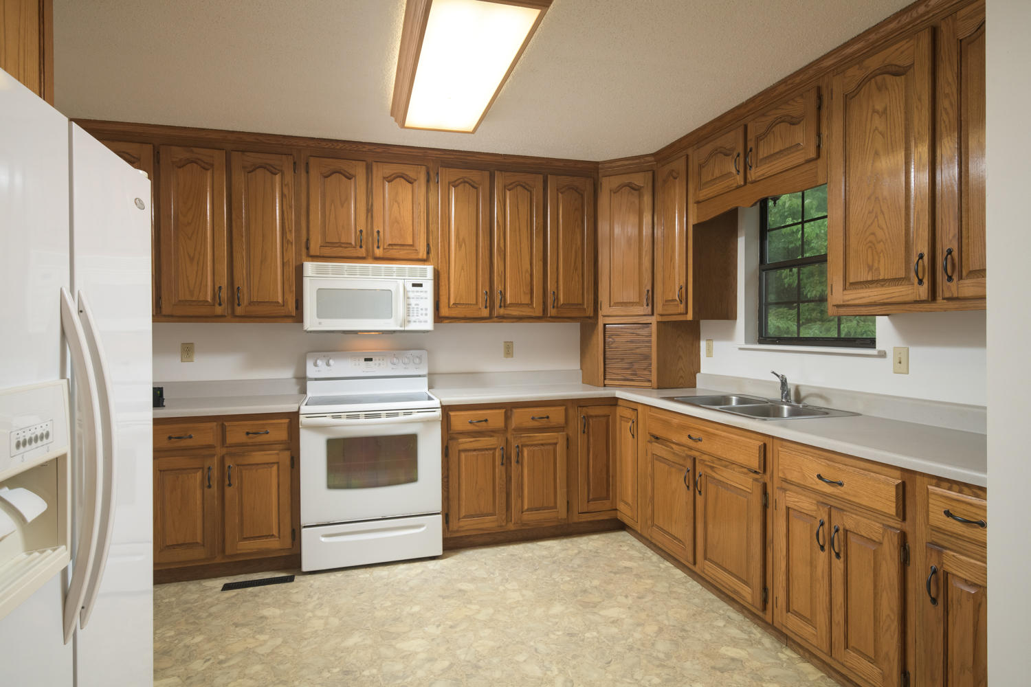 1133 Brow Road Trenton, GA 30752 - Photo 10 of 30 1133_Brow_Rd_18