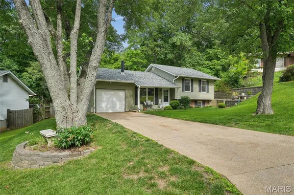 $249,900 | 2115 Ayrshire Court, Imperial, MO 63052