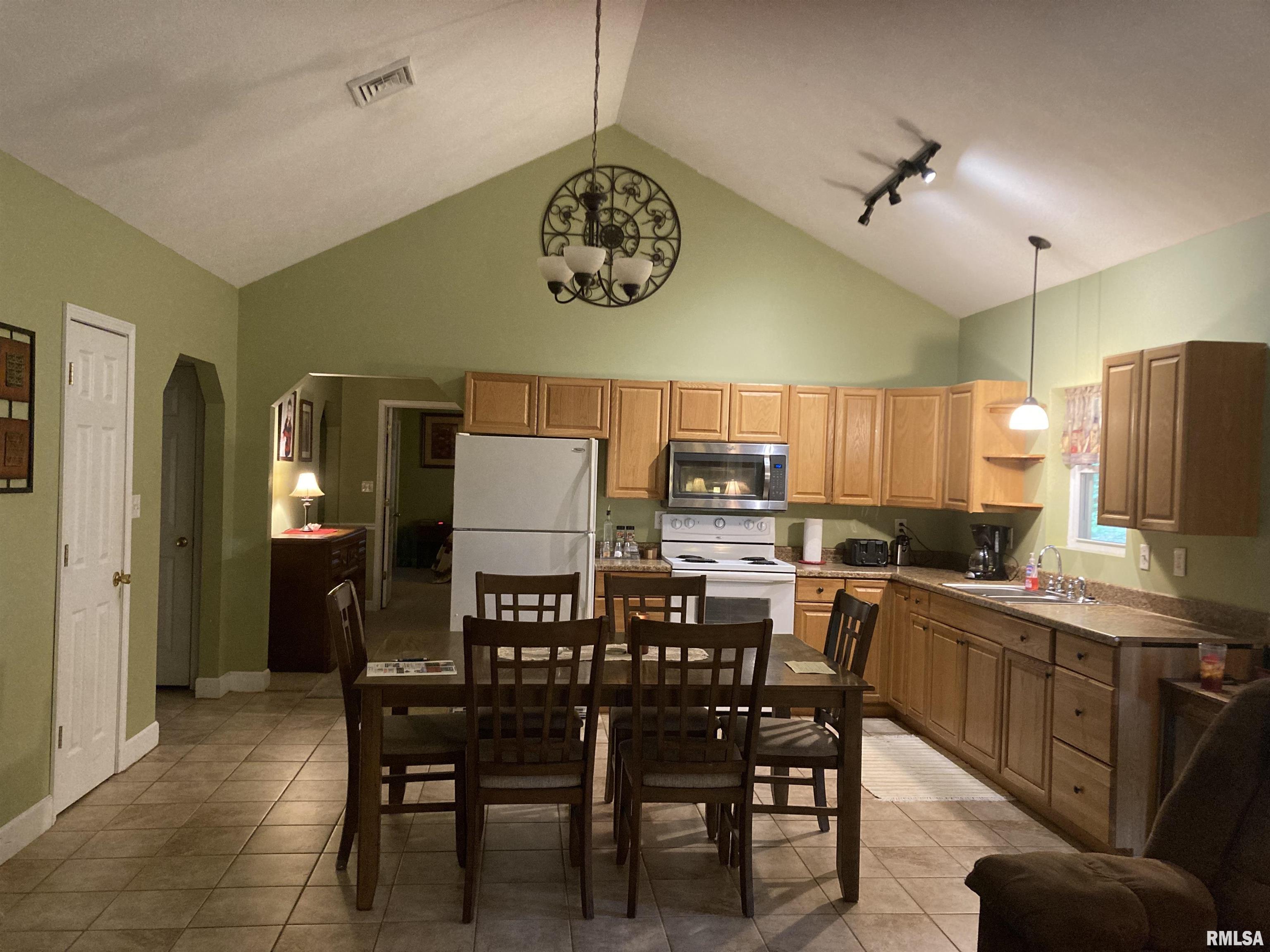 345 Haulage Road Vergennes, IL 62994 - Photo 3 of 42 Gallery Image 3