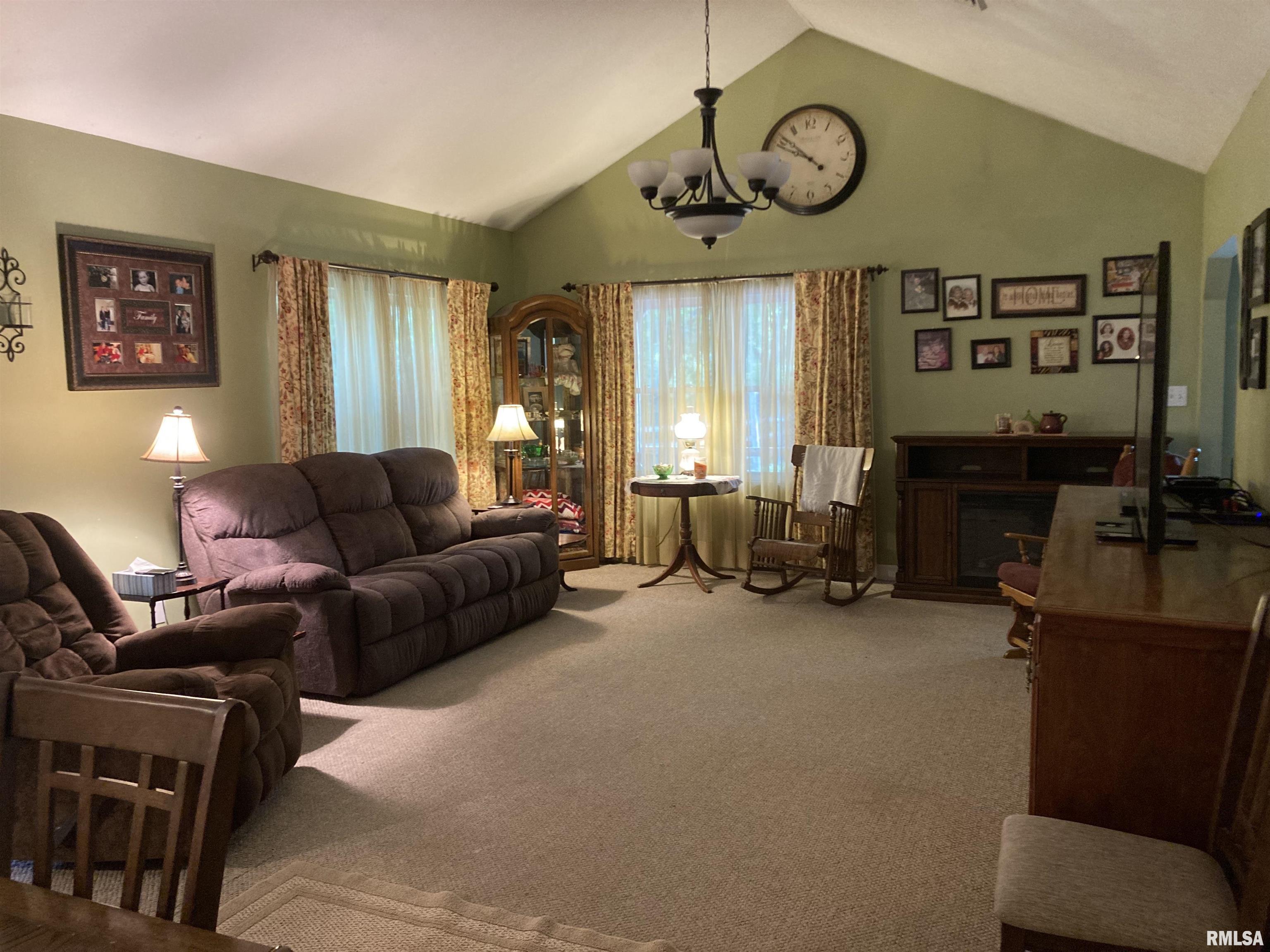 345 Haulage Road Vergennes, IL 62994 - Photo 4 of 42 Gallery Image 4