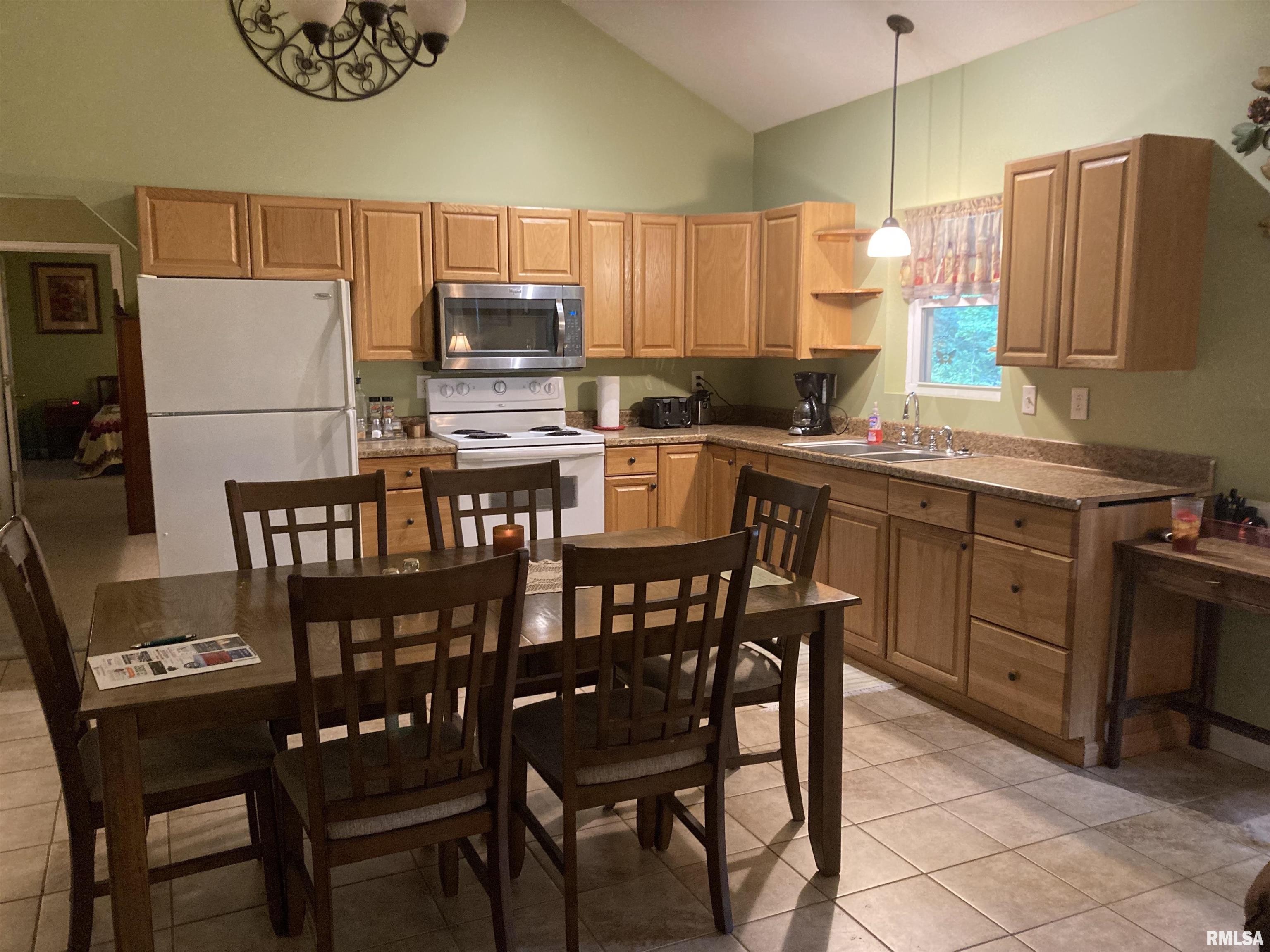 345 Haulage Road Vergennes, IL 62994 - Photo 6 of 42 Gallery Image 6