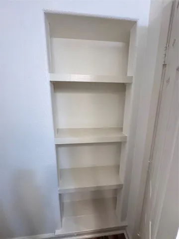 $850 | 8207 Sam Rayburn Drive, Unit 204, Austin, TX 78753