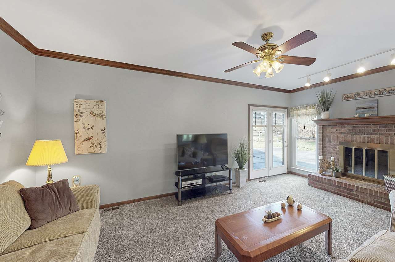 595 Rogers Road Villa Hills, KY 41017 - Photo 6 of 32 Gallery Image 6
