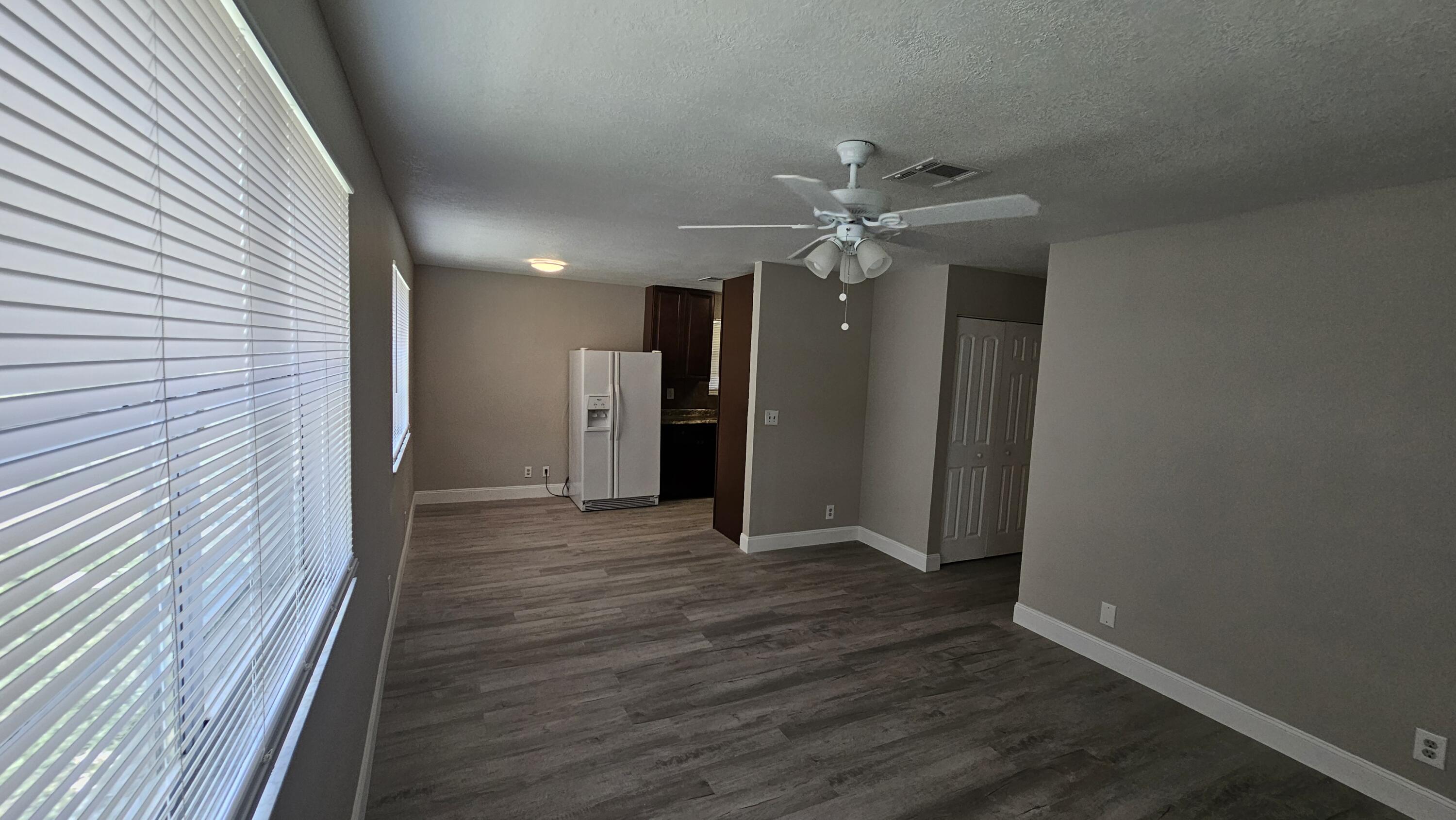 1501 West 17th Street Riviera Beach, FL 33404 - Photo 9 of 17 Living Looking to Dining