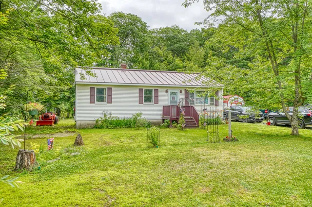 $230,000 | 30 South Gage Road, Oakland, ME 04963