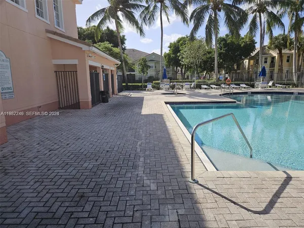 $2,000 | 1706 Belmont Lane, Unit 1706, North Lauderdale, FL 33068