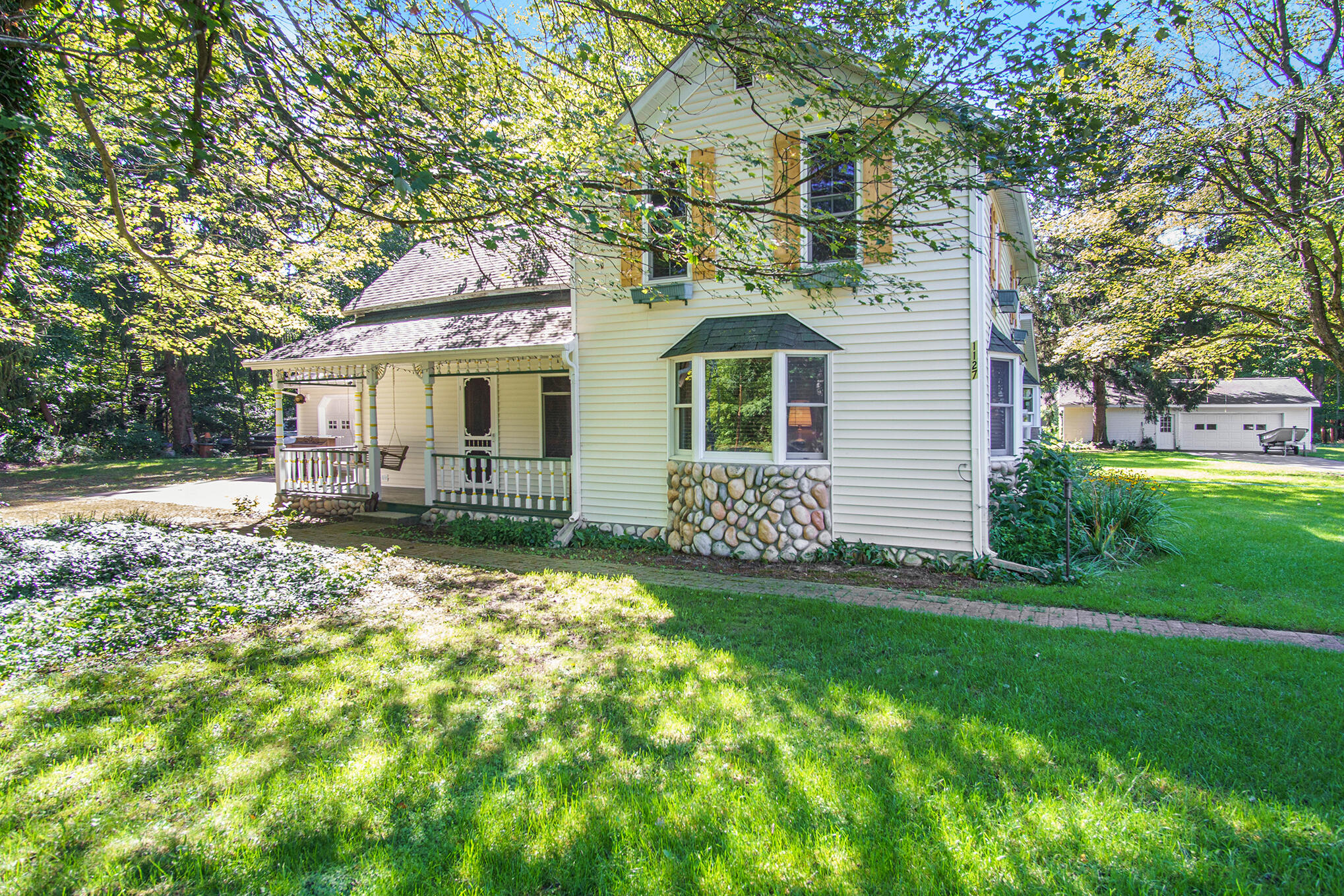 1127 Dykstra Road Muskegon, MI 49445 - Photo 1 of 21 DSC04680
