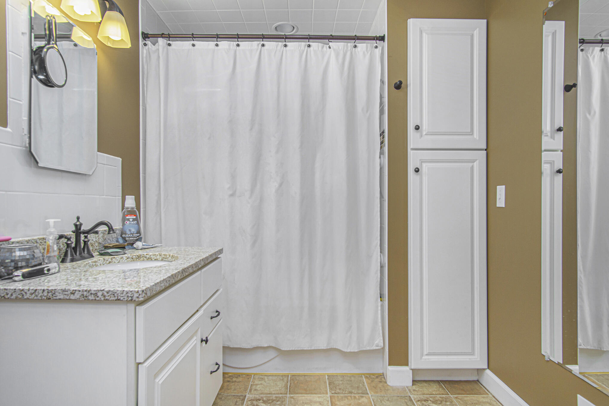 1127 Dykstra Road Muskegon, MI 49445 - Photo 14 of 21 DSC04665