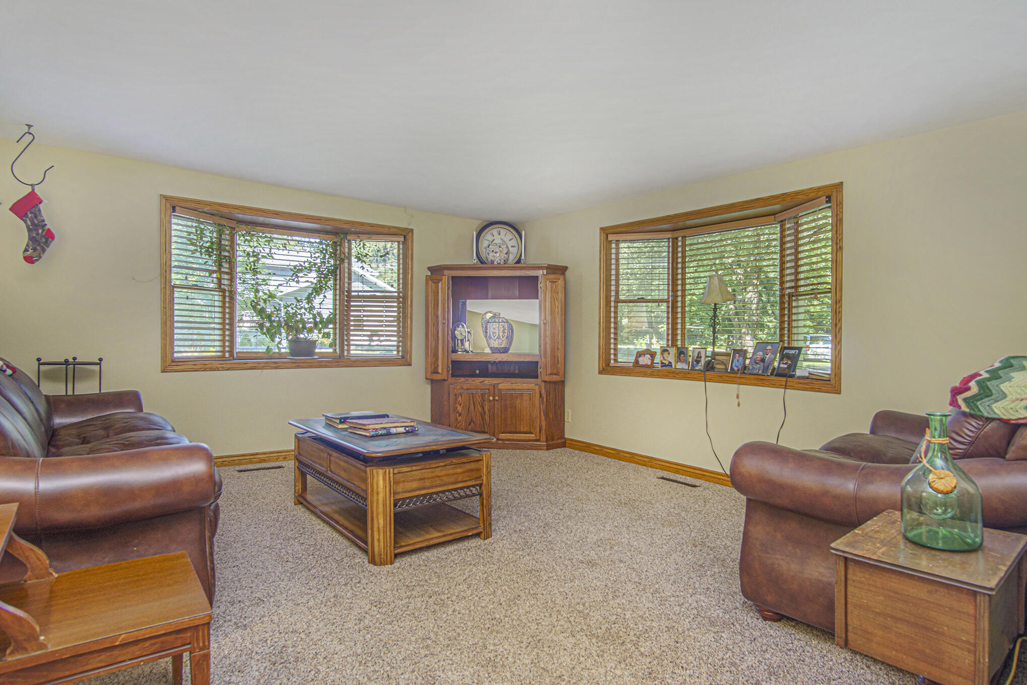1127 Dykstra Road Muskegon, MI 49445 - Photo 8 of 21 DSC04643