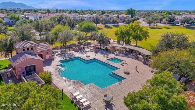 $368,550 | 4761 East Portola Valley Drive, Unit 102, Gilbert, AZ 85297