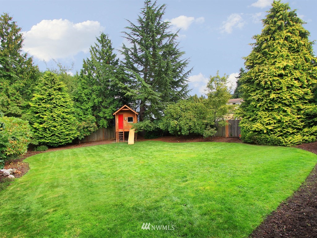 727 13th Way Southwest Edmonds, WA 98020 - Photo 17 of 20 Gallery Image 17