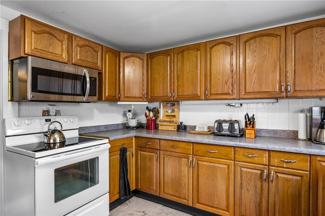 3367 Rochester Road Livonia, NY 14480 - Photo 9 of 48