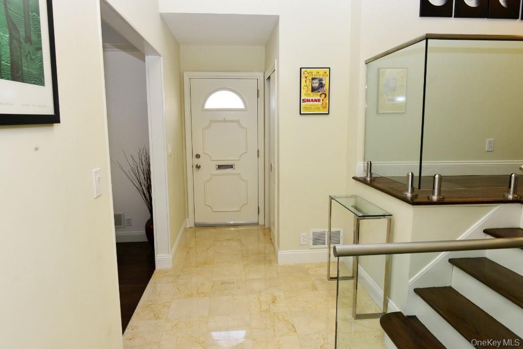 69 Wingate Road Yonkers, NY 10705 - Photo 21 of 40 Entrance Foyer