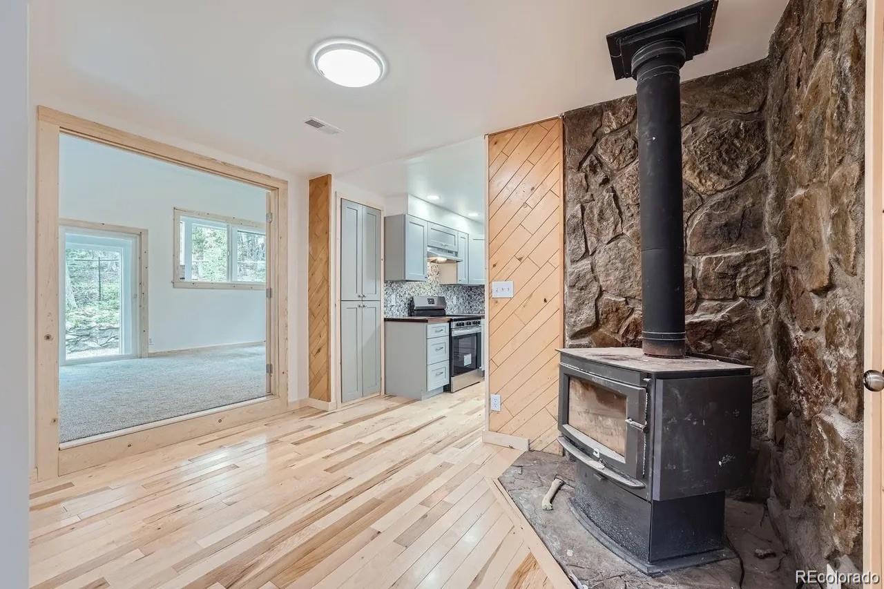 192 Signal Rock Road Golden, CO 80403 - Photo 3 of 30 Gallery Image 3
