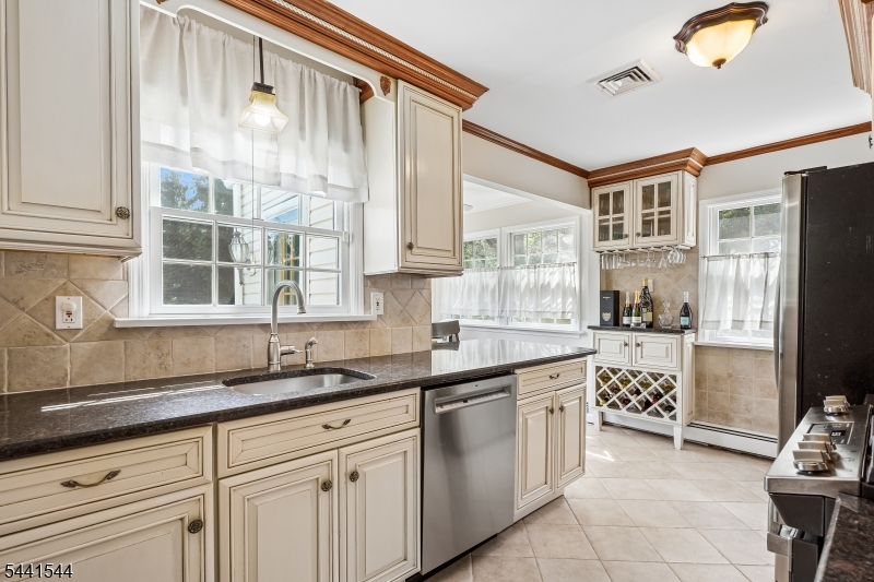 26 Longview Avenue Randolph, NJ 07869 - Photo 12 of 43