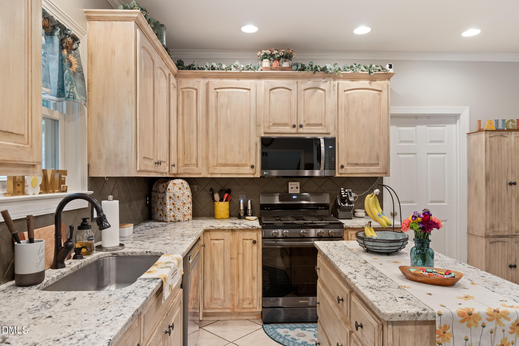 275 Winfred Drive Raleigh, NC 27603 - Photo 14 of 59