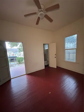 $775 | 6737 Ave East, Unit A, Houston, TX 77011