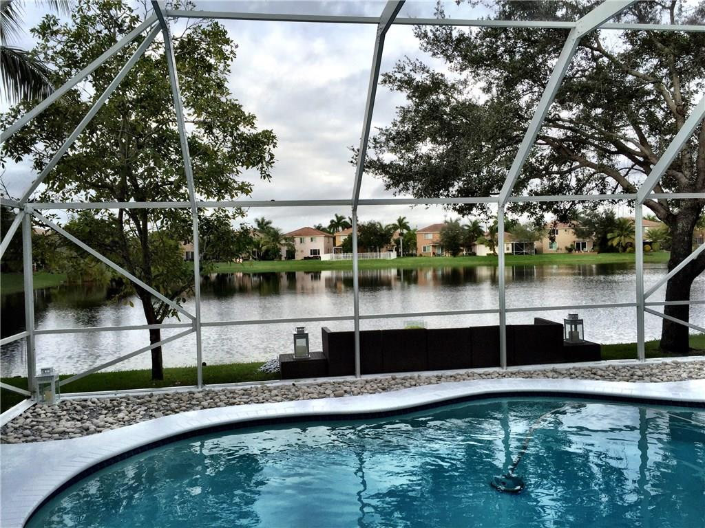5019 Pebblebrook Terrace Pompano Beach, FL 33073 - Photo 1 of 34 Photo 1