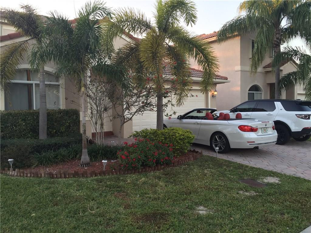 5019 Pebblebrook Terrace Pompano Beach, FL 33073 - Photo 4 of 34 Photo 4