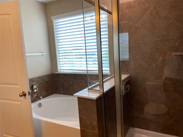 $2,250 | 1729 Arial Drive, Austin, TX 78753