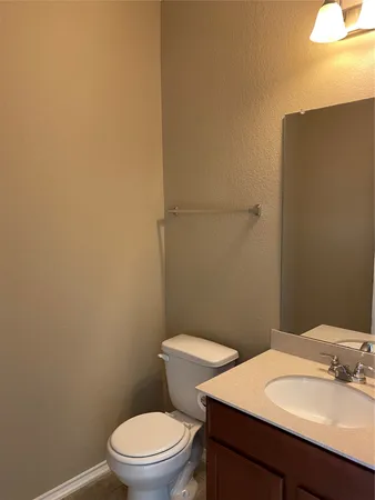 $2,250 | 1729 Arial Drive, Austin, TX 78753