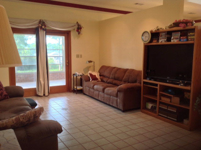 8890 Bay View Drive Foley, AL 36535 - Photo 20 of 21 Living Rm