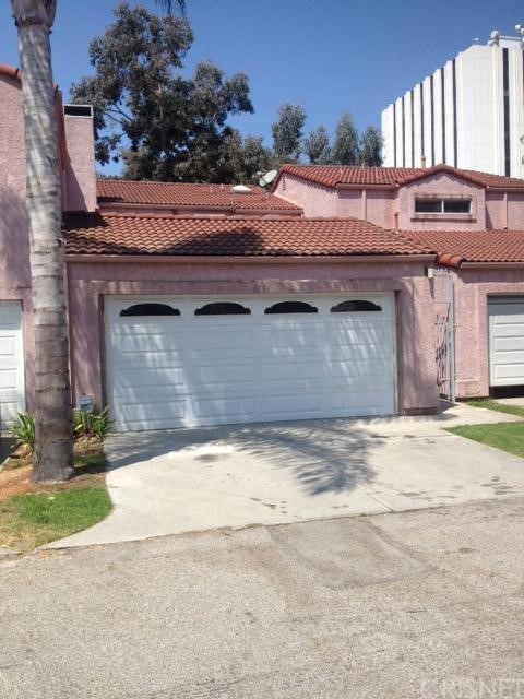 113 Racquet Club Drive Compton, CA 90220 - Photo 1 of 1 Gallery Image 1