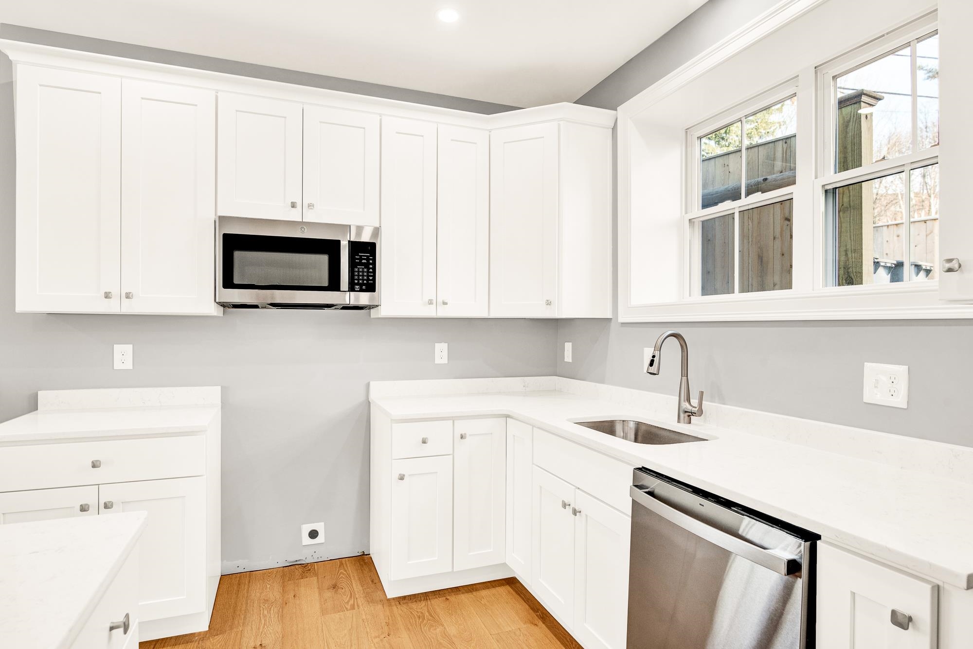 759 Central Avenue, Unit 1 Dover, NH 03820 - Photo 13 of 45