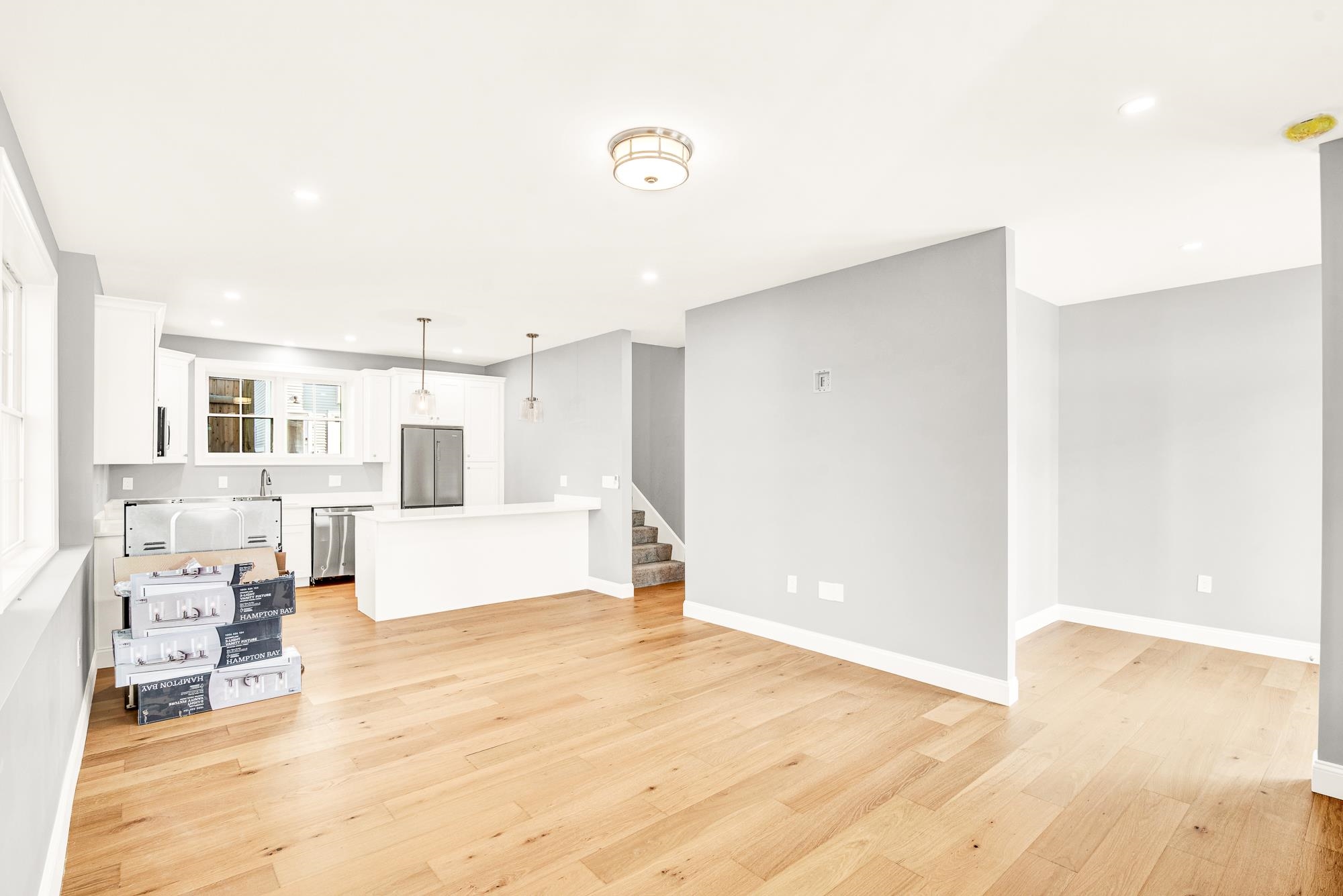 759 Central Avenue, Unit 1 Dover, NH 03820 - Photo 20 of 45