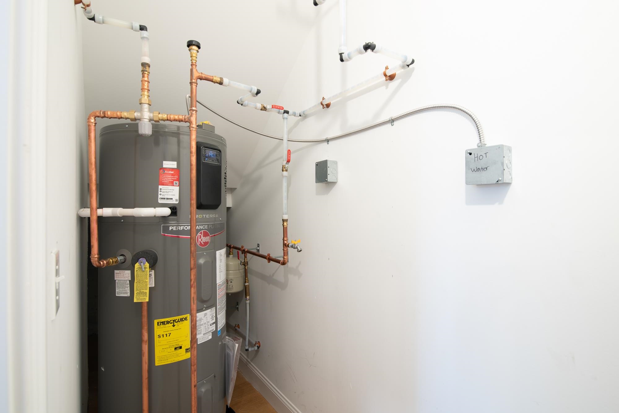 759 Central Avenue, Unit 1 Dover, NH 03820 - Photo 40 of 45