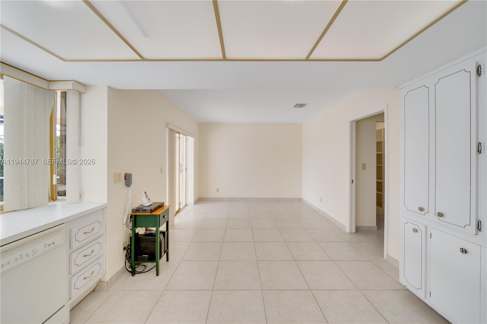 5524 Cleveland Street Hollywood, FL 33021 - Photo 14 of 36