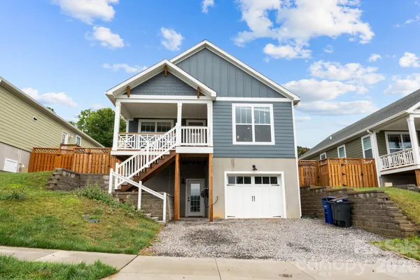 $585,000 | 1112 Blueview Drive, Black Mountain, NC 28711