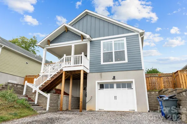 $585,000 | 1112 Blueview Drive, Black Mountain, NC 28711