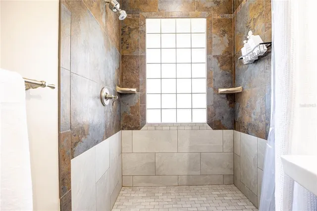 $899,000 | 10720 Northwest 53rd Terrace, Gainesville, FL 32653