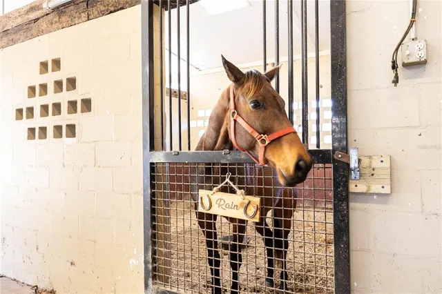 $899,000 | 10720 Northwest 53rd Terrace, Gainesville, FL 32653