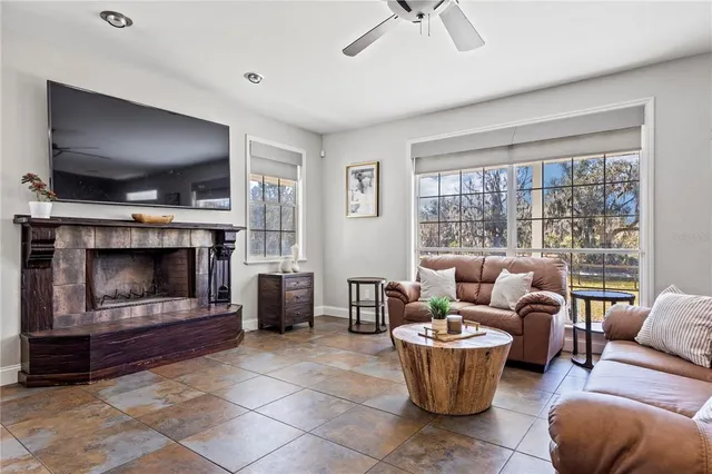 $899,000 | 10720 Northwest 53rd Terrace, Gainesville, FL 32653