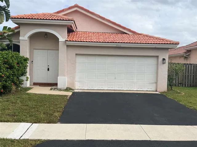 a view of a house with a outdoor space