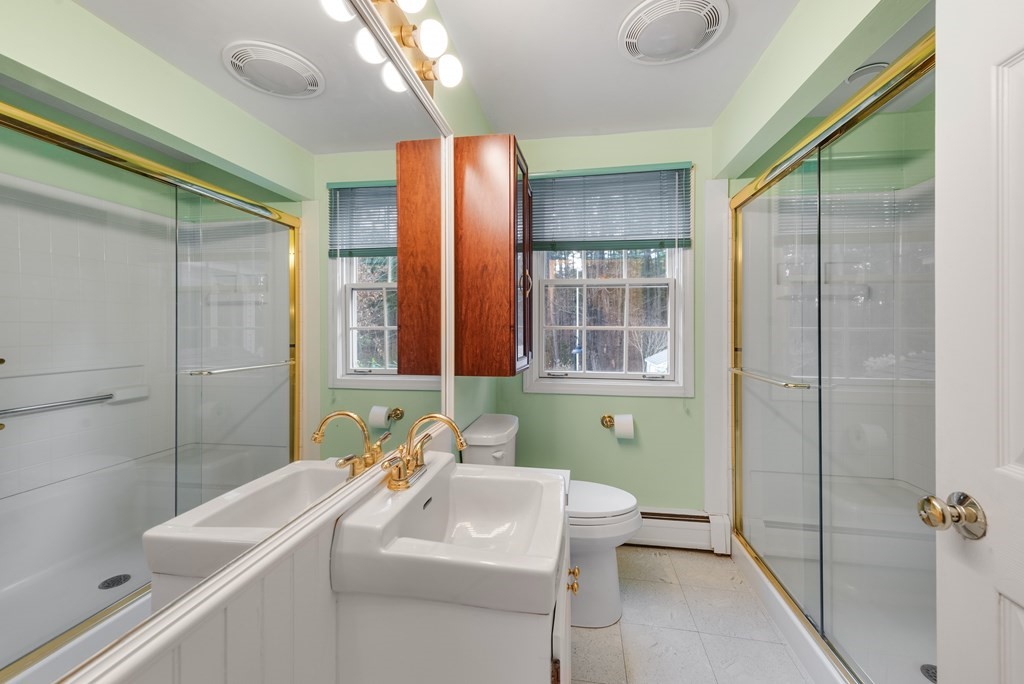 31 Sunset Road Holyoke, MA 01040 - Photo 12 of 23 Gallery Image 12