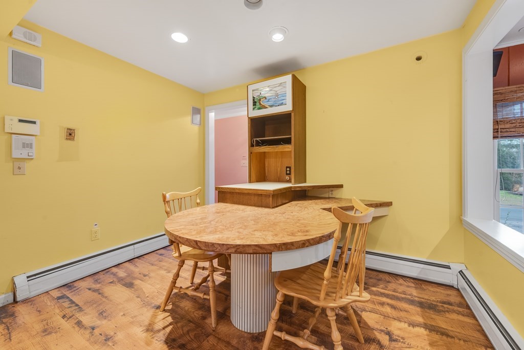 31 Sunset Road Holyoke, MA 01040 - Photo 15 of 23 Gallery Image 15