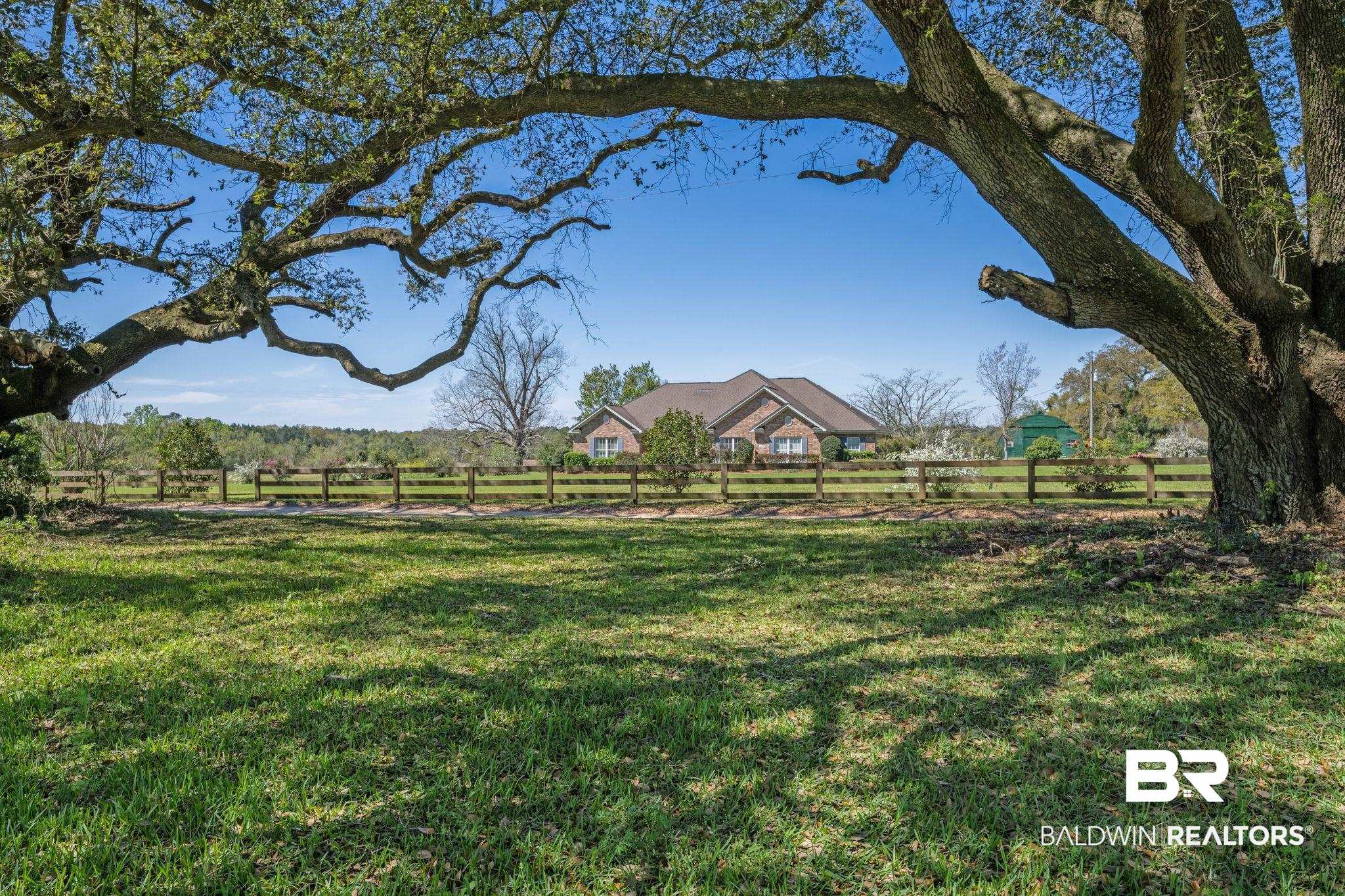 8247 Benton Road Foley, AL 36535 - Photo 3 of 39