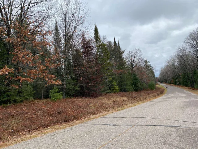 $56,900 | Moen Lake, Rhinelander, WI 54501