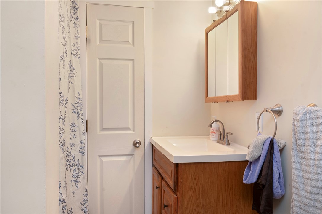 10 Stone Street Coventry, RI 02816 - Photo 6 of 25 Gallery Image 6