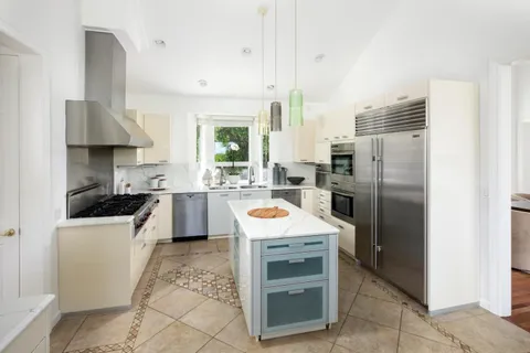$7,795,000 | 1901 Quail Meadow Road, Los Altos, CA 94024