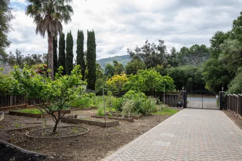 $7,795,000 | 1901 Quail Meadow Road, Los Altos, CA 94024