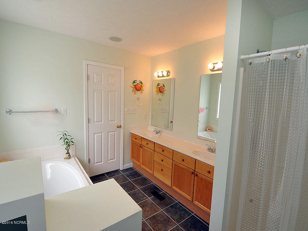 1562 Washington Acres Road Hampstead, NC 28443 - Photo 14 of 21 Master Bath