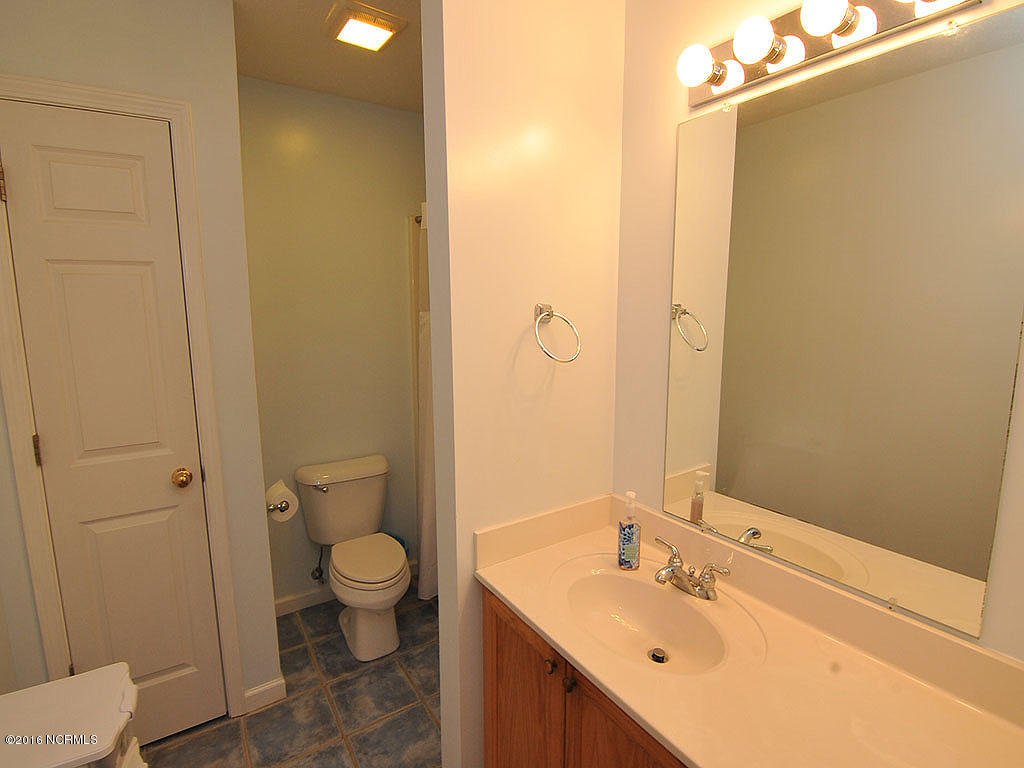 1562 Washington Acres Road Hampstead, NC 28443 - Photo 17 of 21 Hall Bath